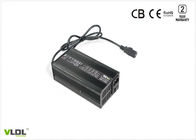 Pengisian Otomatis Skuter Listrik Pengisi Baterai Lithium Dengan Konektor Output XLR