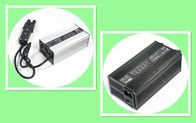 1,5 KG Pengisi Daya Baterai Portabel 12V 20A World Input 120 - 230Vac Mengisi Secara Otomatis