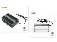 Pengisi baterai asam timbal disegel portabel, 12V 14.4V 14.7V 4A Universal 90 ~ 264Vac Input SMF pengisi baterai