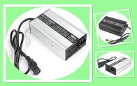 Pengisi Daya Baterai 24 Volt 5 Amps LiFePO4 CE dan Standar RoHS Dengan Input 110 - 230V