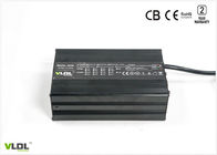 Pengisi Baterai Sepeda Motor Listrik 24V 25A CC CV Pengisian Cerdas Untuk Baterai Lithium