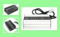 29.4V 25A 24V Smart Battery Charger Untuk Baterai Lithium / On Board Charger